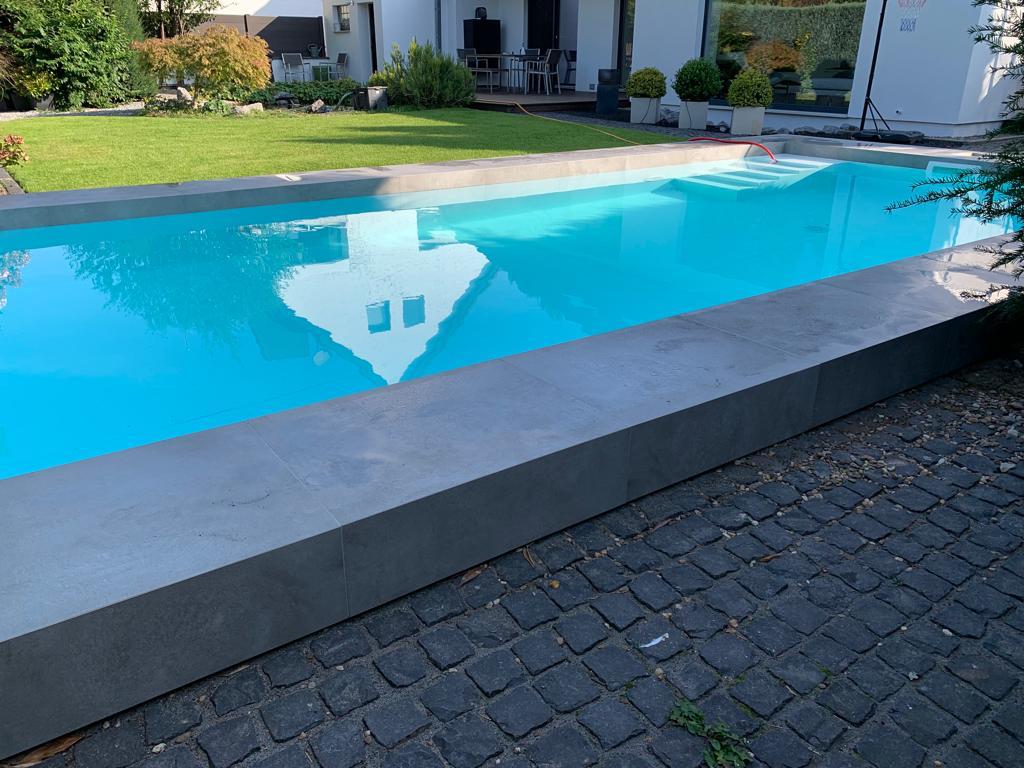 Ceramica GRANDE - Beckenrandsteine U-Form, Blockstufen